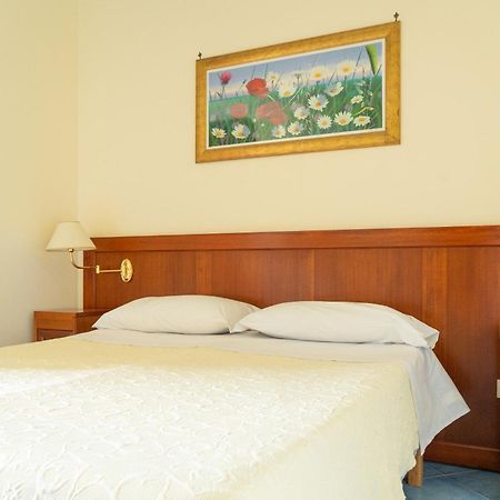 Villa Acacia Ponza Eksteriør bilde